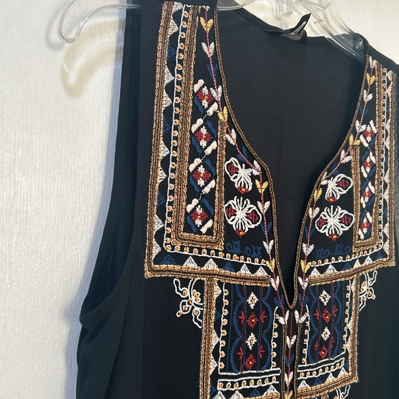 LUCKY BRAND SLEEVELESS EMBROIDERED TOP WOMEN SIZE SMALL BLACK - Picture 6 of 9
